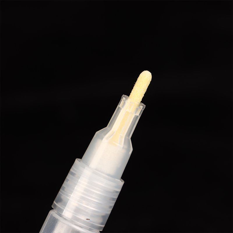 Tubo ricaricabile in plastica  - Midsole Marker Paint recensione e prezzo